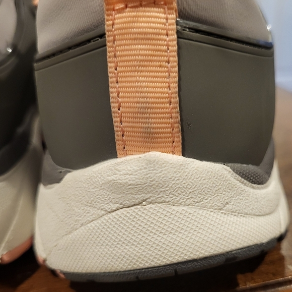 Vionic Tokyo Womens Athletic Walking Slip On Shoes Size 7.5 Gray - Picture 6 of 10